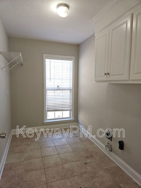 808 Tyler Woods Drive  - Tyler Woods Subdivision property image