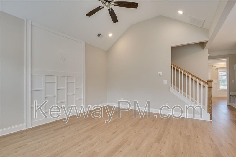 769 Bronze Way - Village Square property image
