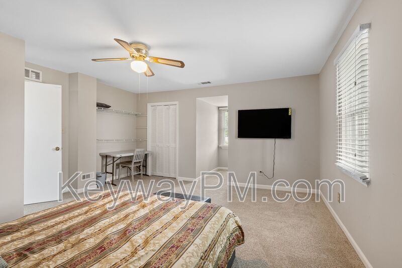 547 Pheasant Run property image