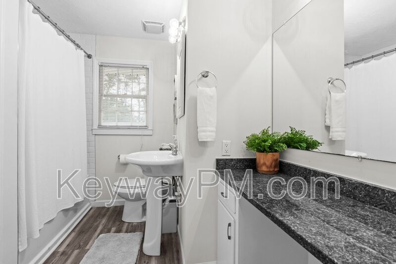 2438 Apricot Lane - Fruitland Estates - Furnished property image