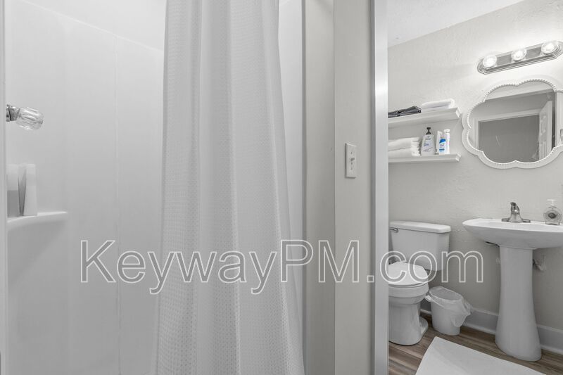 2438 Apricot Lane - Fruitland Estates - Furnished property image