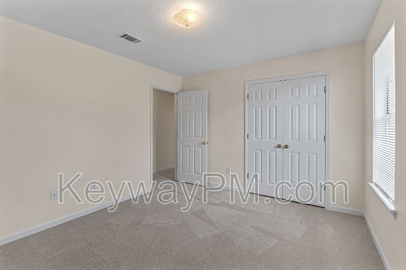 224 Taylor Circle property image