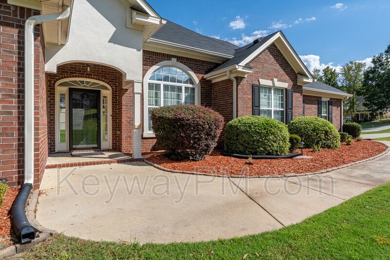 619 Archard Drive - Woodlief property image