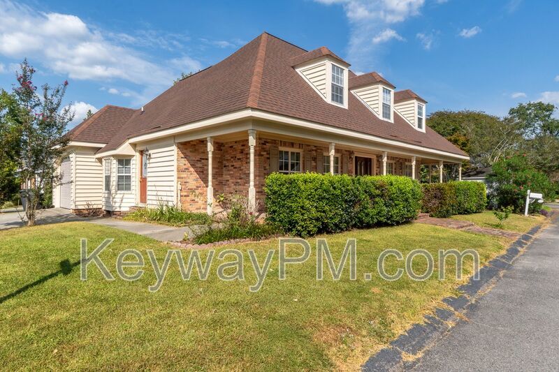 15 Mulberry Lane - Victoria Station property image