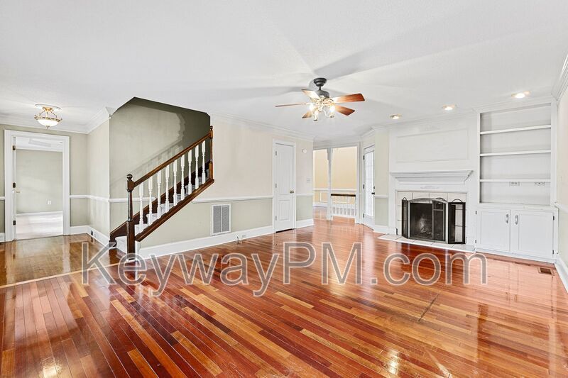 15 Mulberry Lane - Victoria Station property image