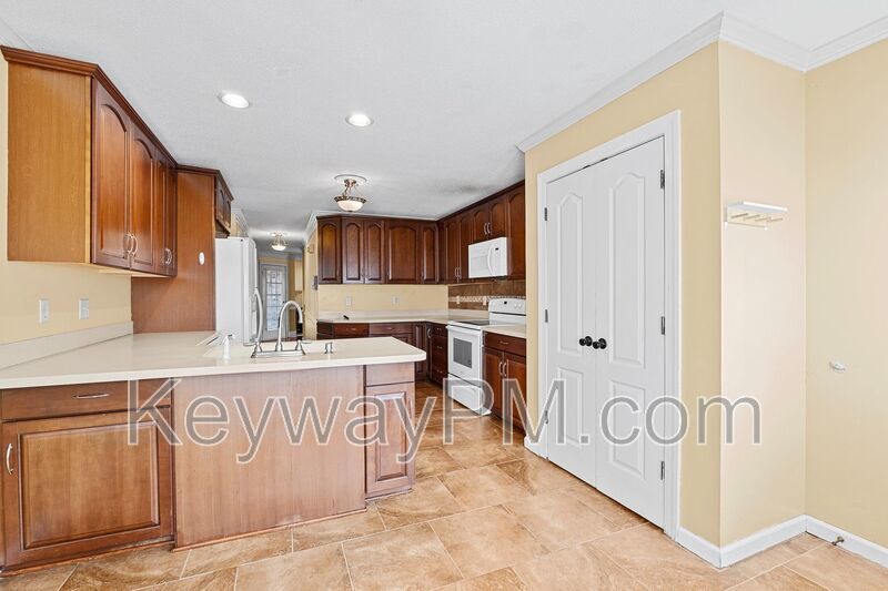 15 Mulberry Lane - Victoria Station property image