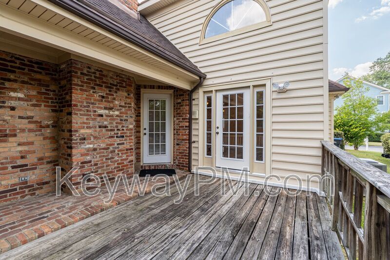 15 Mulberry Lane - Victoria Station property image