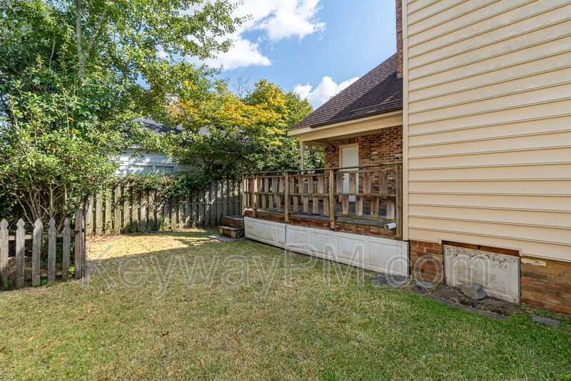 15 Mulberry Lane - Victoria Station property image