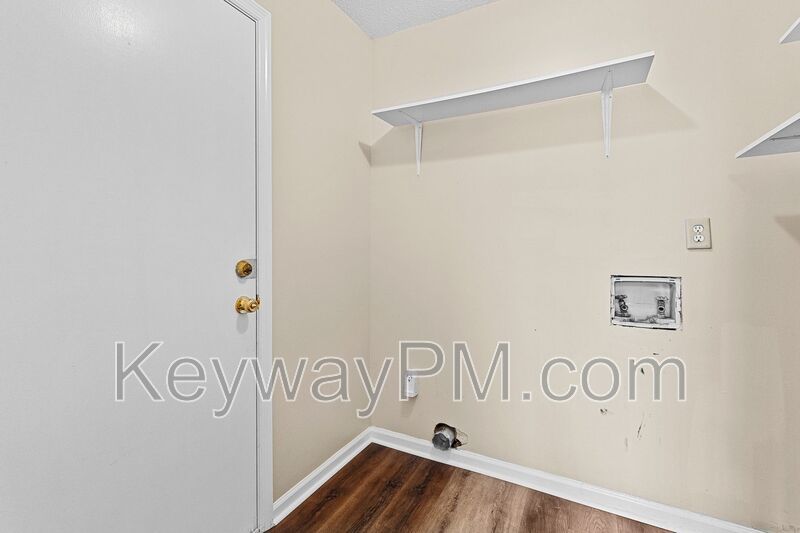 4158 Arlington Road - Halifax North property image