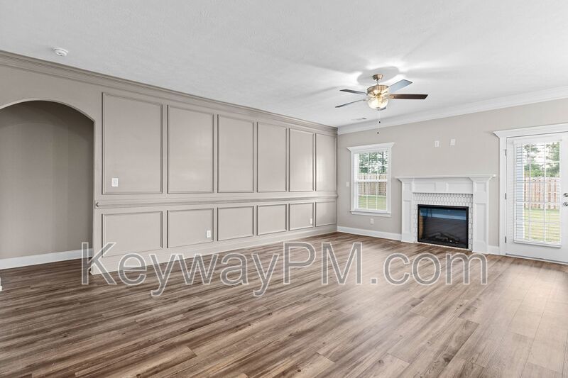 5921 Big Pond Trail property image