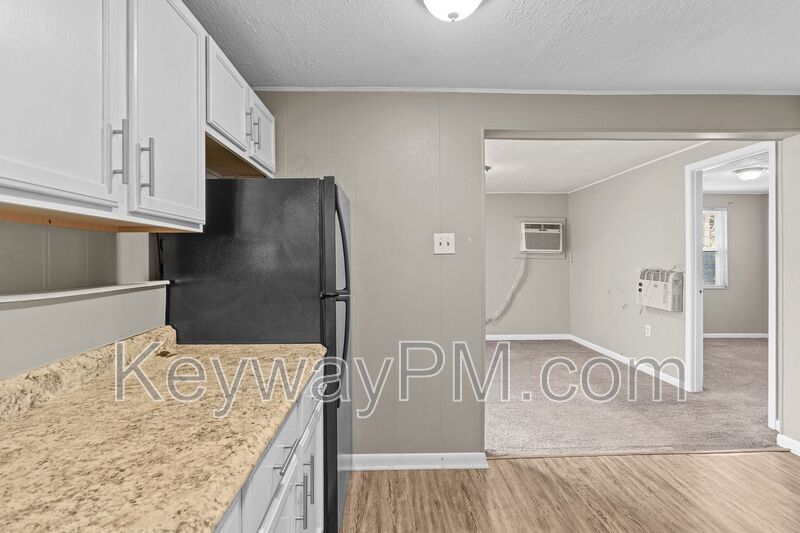 116 Argyle Avenue Unit B property image