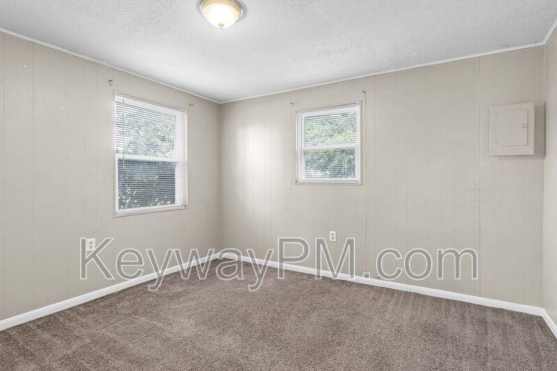116 Argyle Avenue Unit B property image