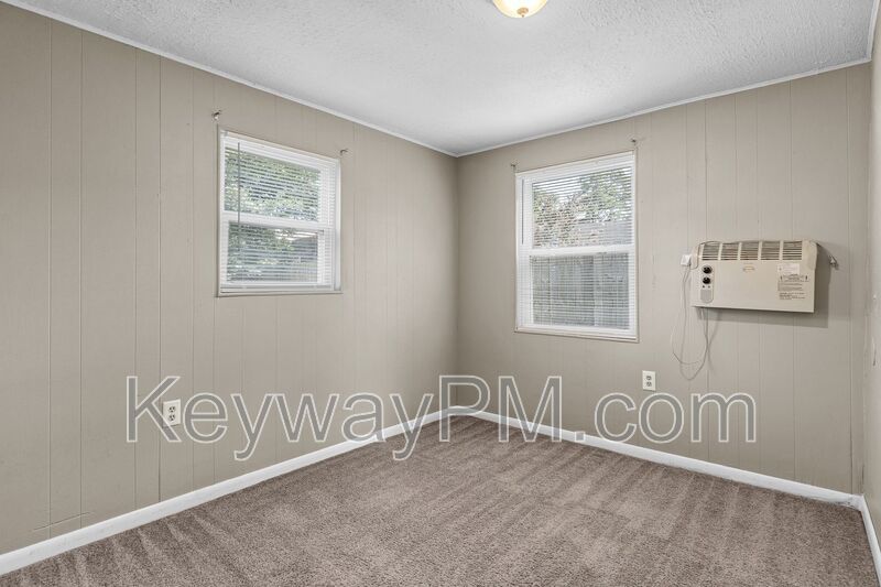 116 Argyle Avenue Unit B property image