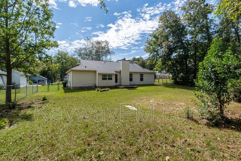 5 Astor Court property image