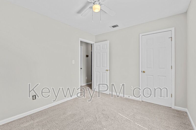 5 Astor Court property image