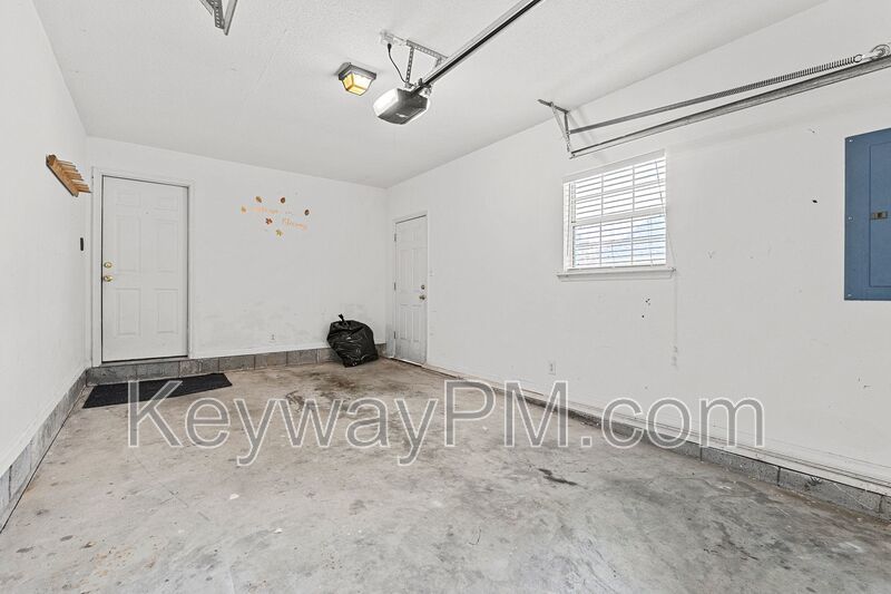 5 Astor Court property image