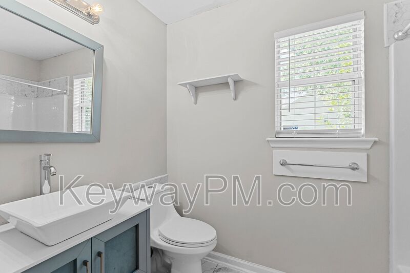 5 Astor Court property image