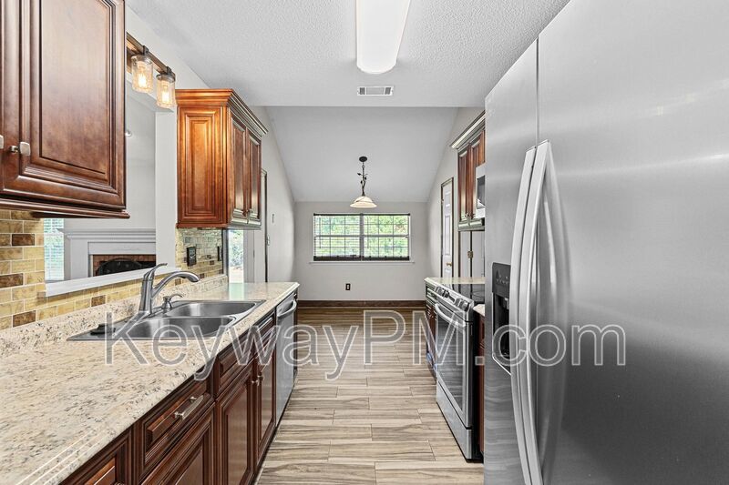 5 Astor Court property image