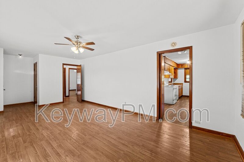 1457 Columbia Highway North property image