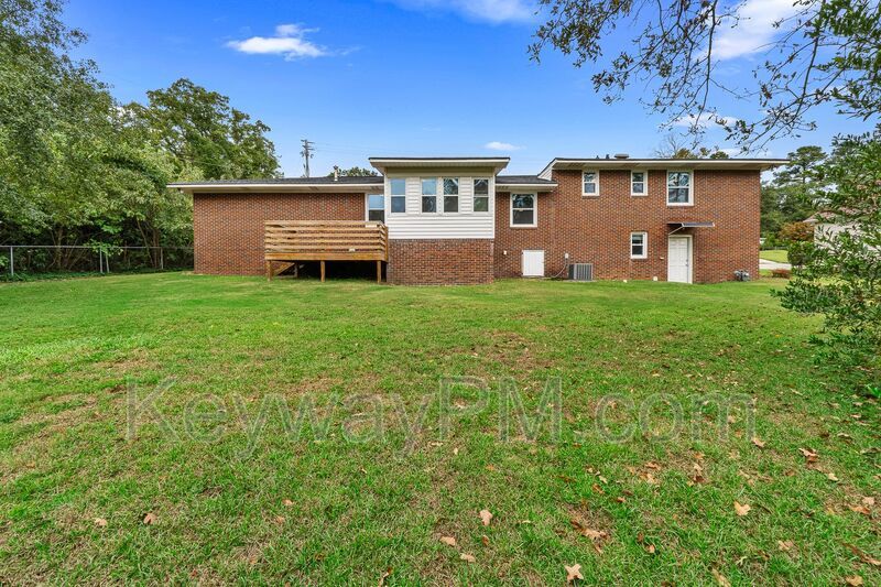 1823 Pisgah Road- Highland property image