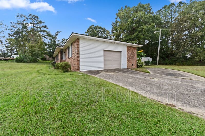 1001 Beverly Heights - Beverly Heights property image