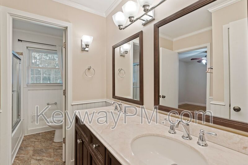 1001 Beverly Heights - Beverly Heights property image