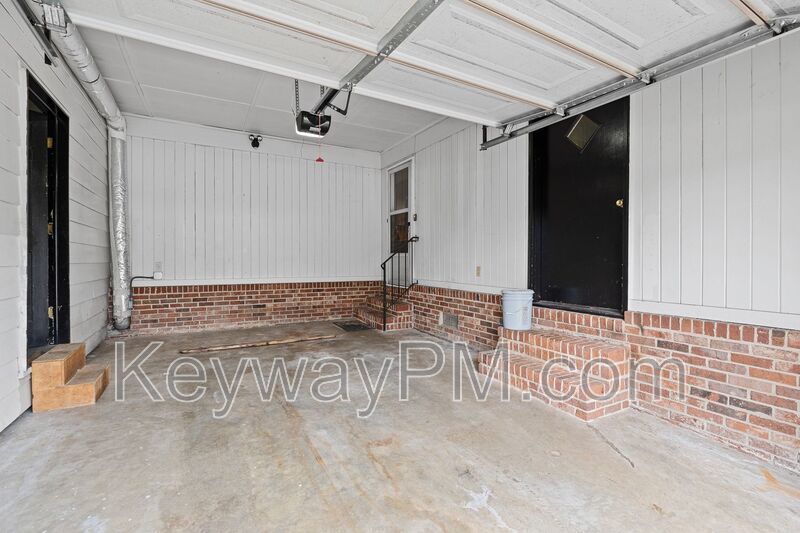 1001 Beverly Heights - Beverly Heights property image