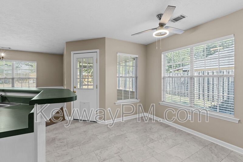 281 Mill Branch Way - Walnut Grove property image