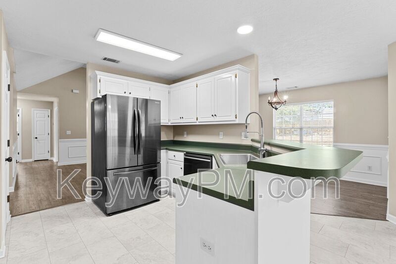 281 Mill Branch Way - Walnut Grove property image