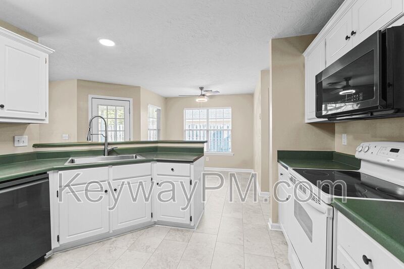 281 Mill Branch Way - Walnut Grove property image