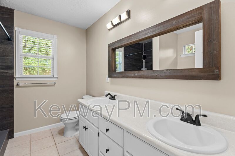 281 Mill Branch Way - Walnut Grove property image