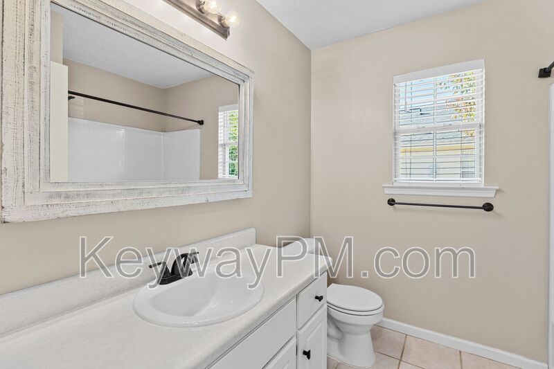 281 Mill Branch Way - Walnut Grove property image