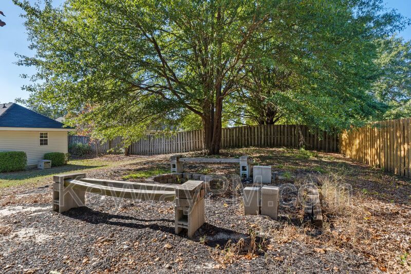 281 Mill Branch Way - Walnut Grove property image