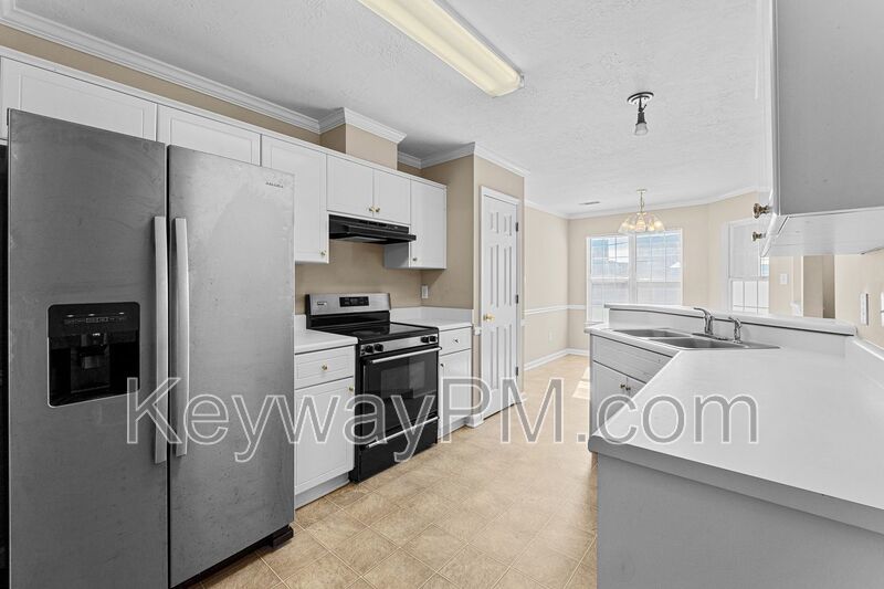 314 Taylor Circle - Summerfield Subdivision property image