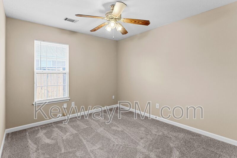 314 Taylor Circle - Summerfield Subdivision property image