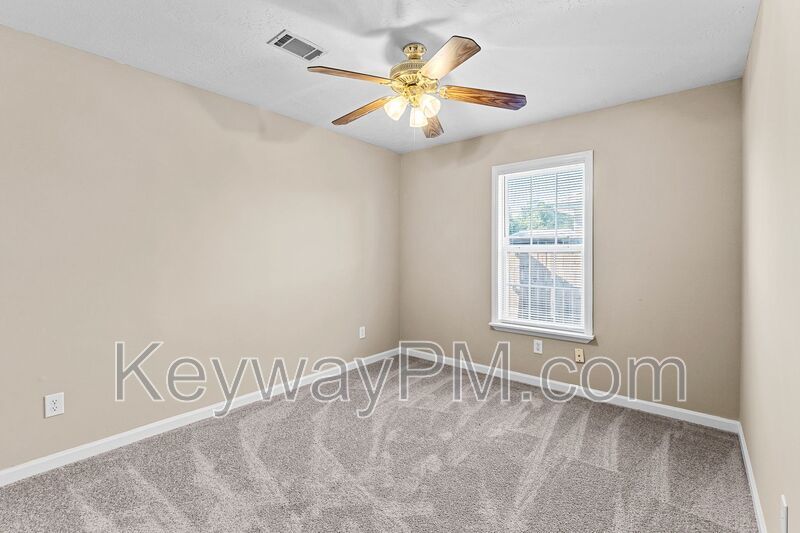 314 Taylor Circle - Summerfield Subdivision property image