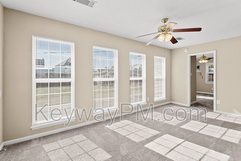 314 Taylor Circle - Summerfield Subdivision property image