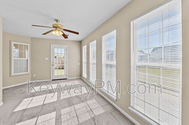 314 Taylor Circle - Summerfield Subdivision property image