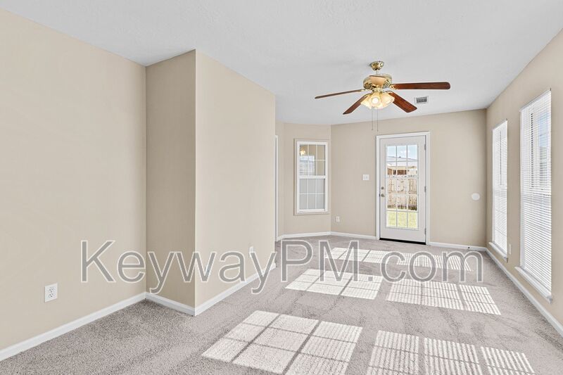 314 Taylor Circle - Summerfield Subdivision property image