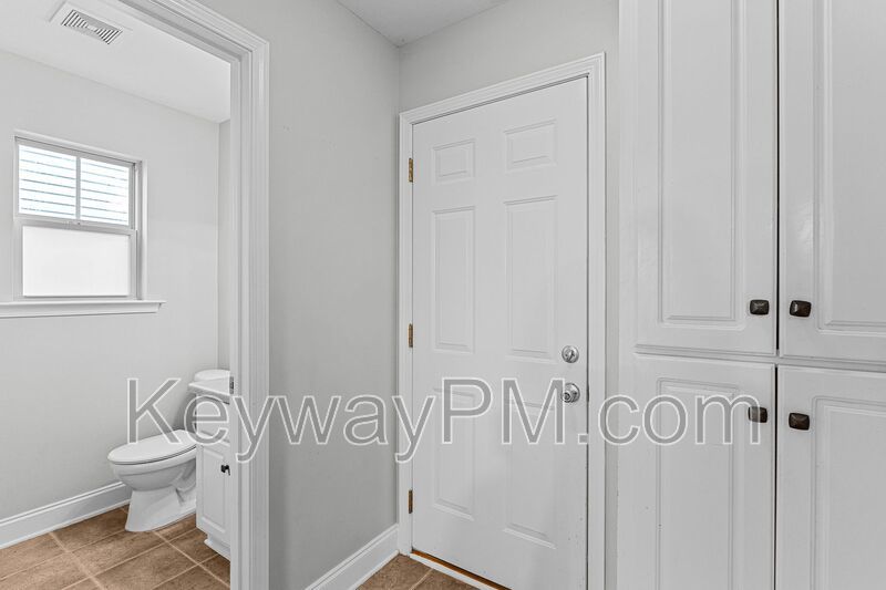 1132 Sierra Lane - Berzelia Commons property image