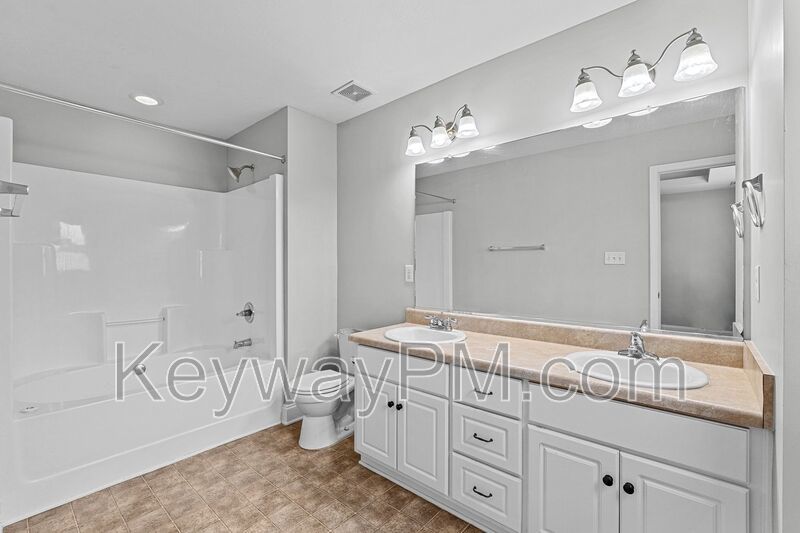 1132 Sierra Lane - Berzelia Commons property image