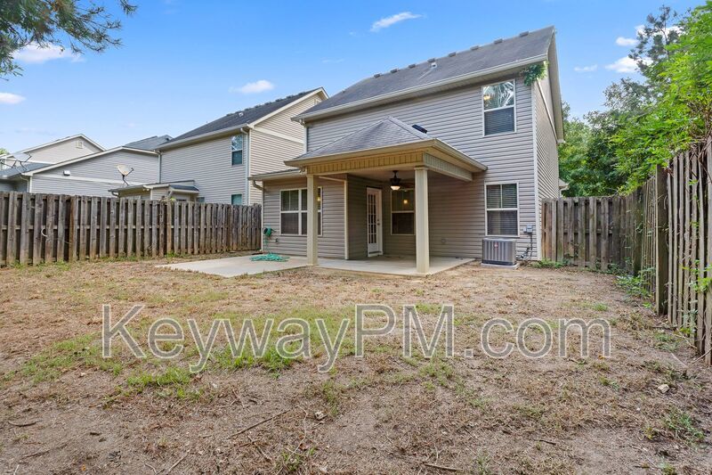 1132 Sierra Lane - Berzelia Commons property image