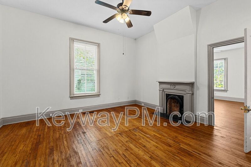 320 Telfair Street - unit B property image