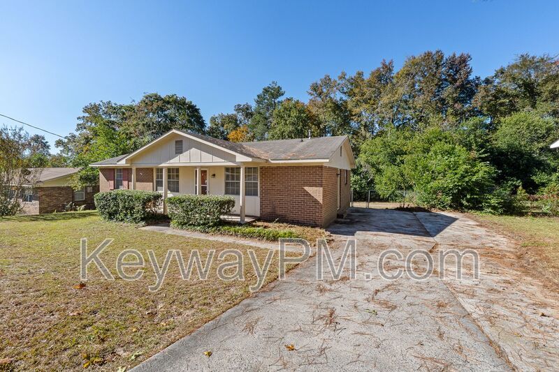 413 Kingstree Road - Belvedere Ridge property image