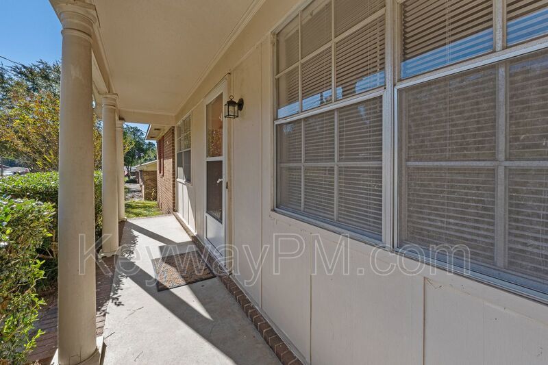 413 Kingstree Road - Belvedere Ridge property image