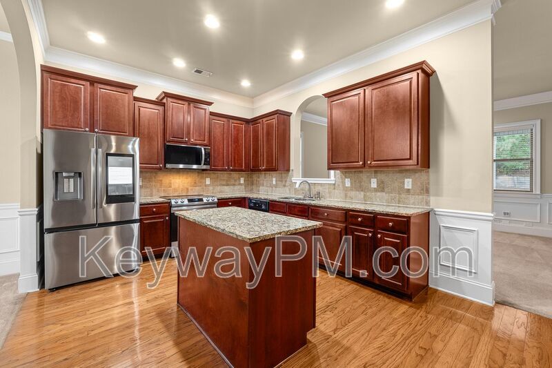 1023 Iris Glen Drive - Iris Glen property image