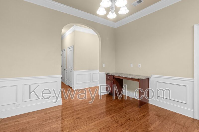 1023 Iris Glen Drive - Iris Glen property image