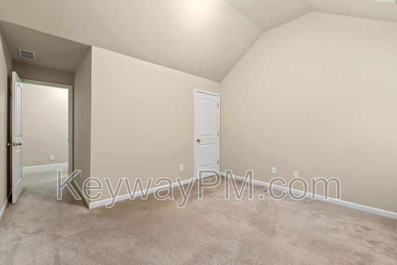 1023 Iris Glen Drive - Iris Glen property image