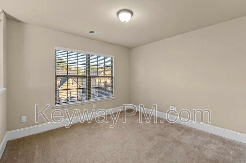 1023 Iris Glen Drive - Iris Glen property image