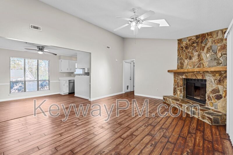 2908 Cable Way property image